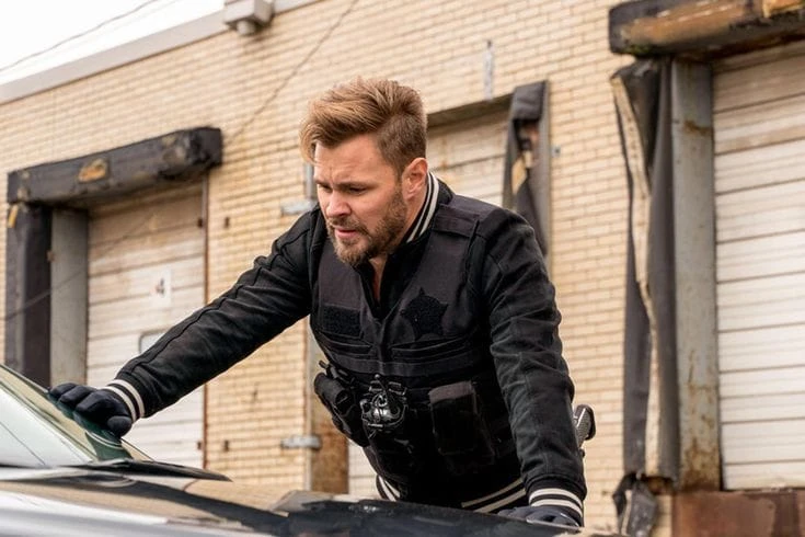 Adam Ruzek thumbnail
