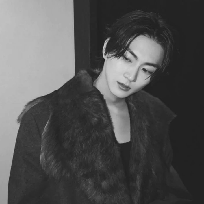 Yang Jungwon thumbnail
