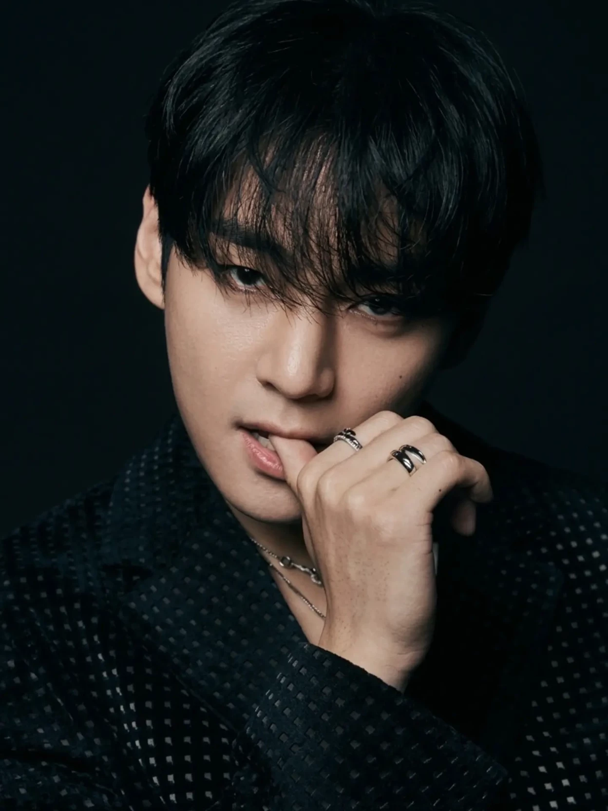 Kim Taehyung. thumbnail