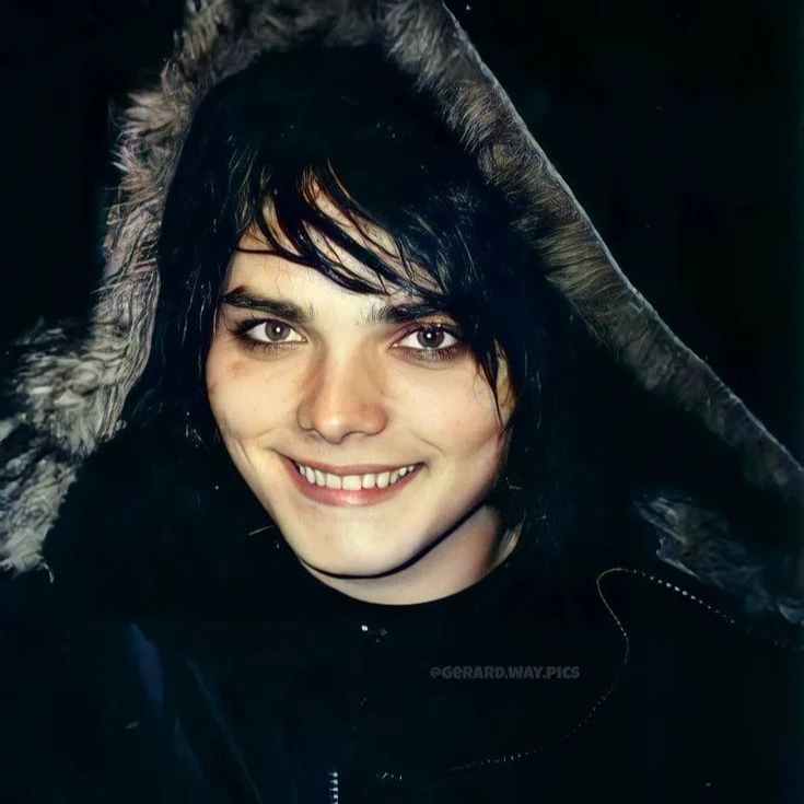 Gerard Way thumbnail