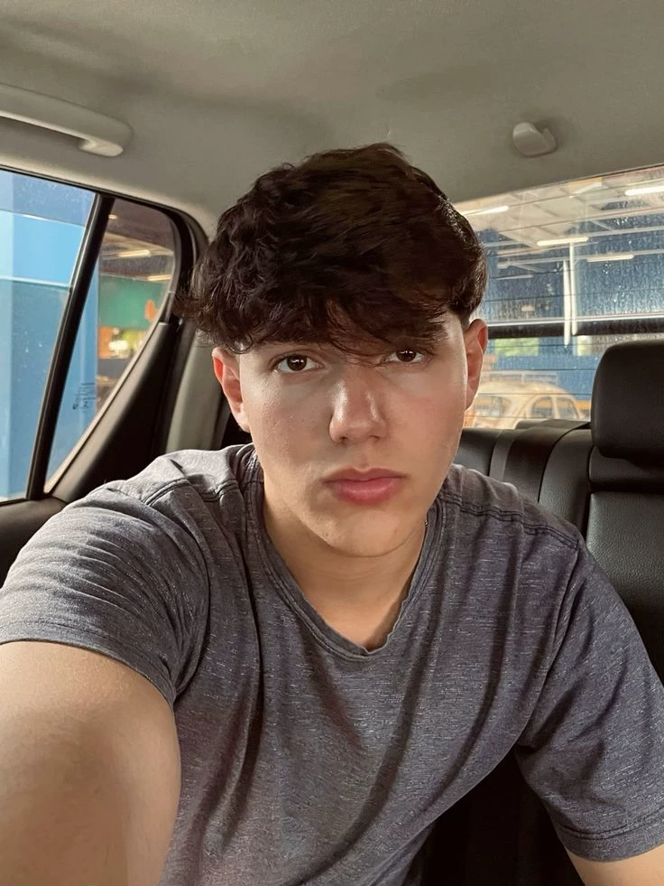 Alejandro  thumbnail