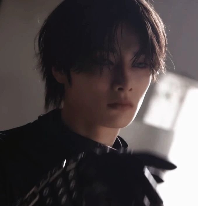 yang jeongin thumbnail