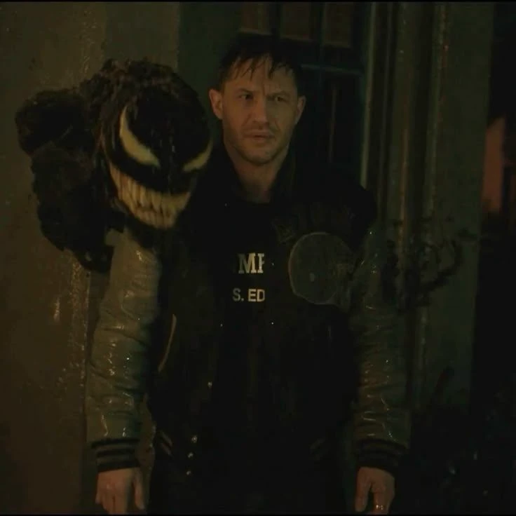 Eddie Brock  Venom࿔ thumbnail