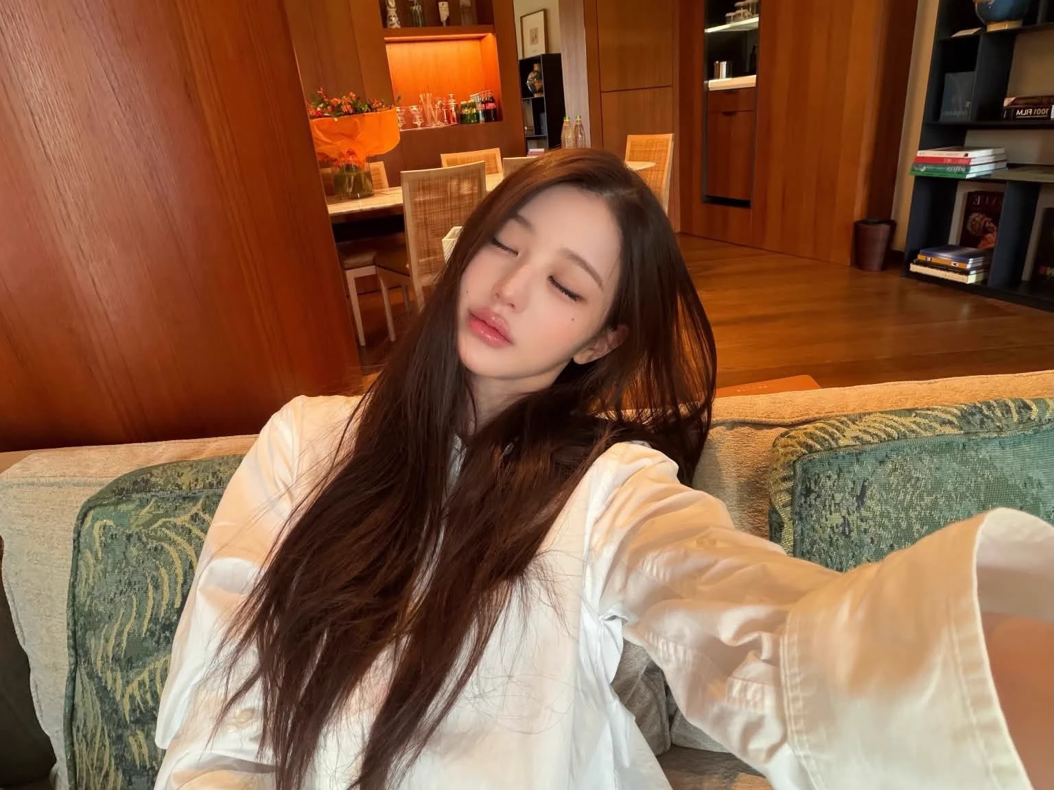 Jang Wonyoung thumbnail