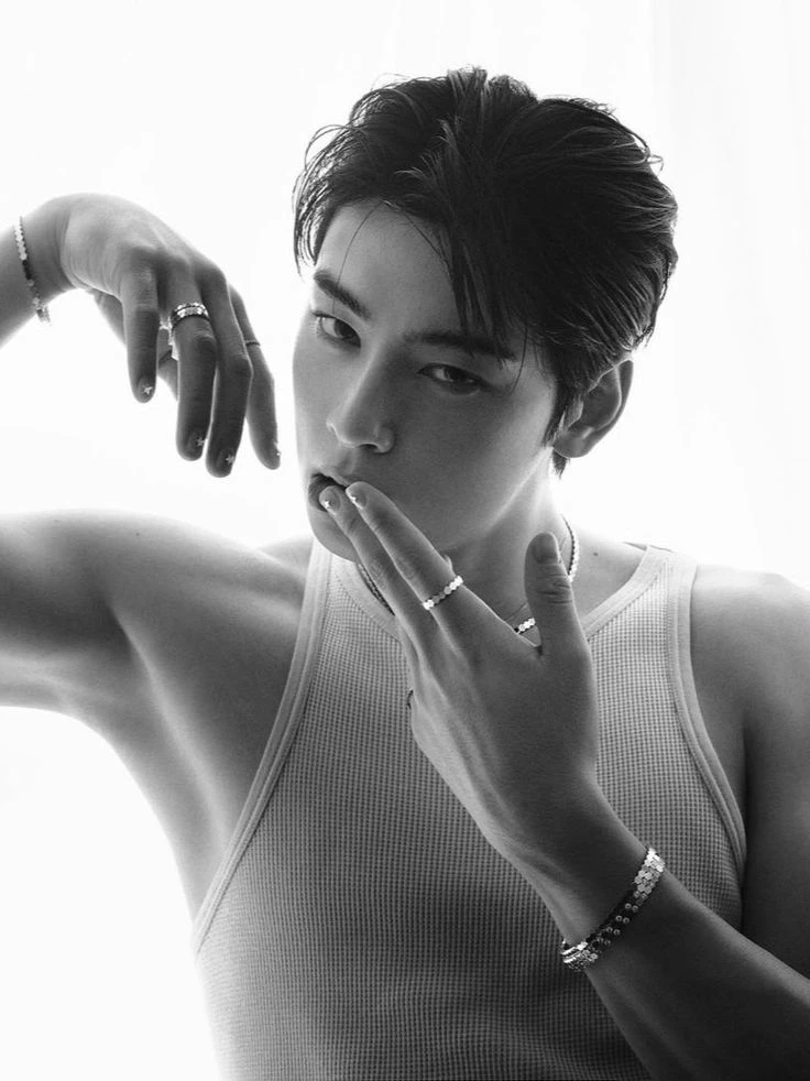 Cha Eun-woo-ASTRO thumbnail