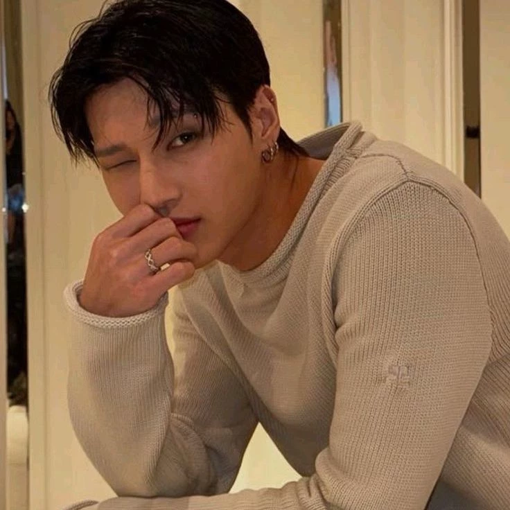 Wooyoung thumbnail