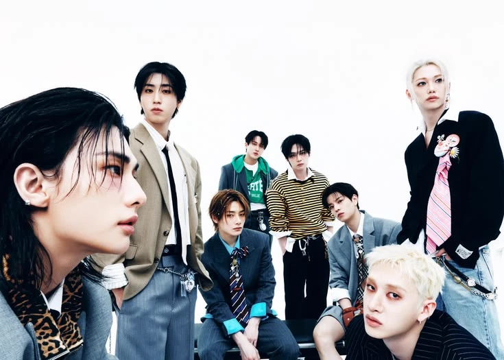 stray kids thumbnail