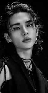 Hyunjin Hwang thumbnail