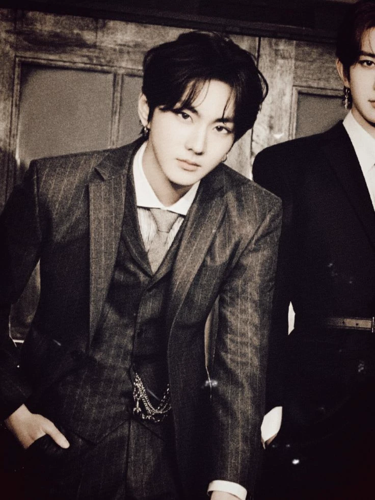 Yang Jungwon thumbnail