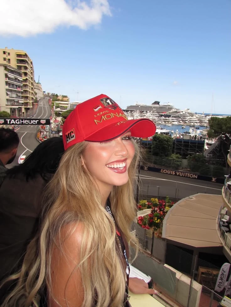 F1 girl thumbnail