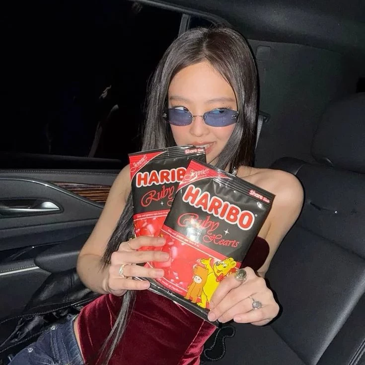 😃😍🤩