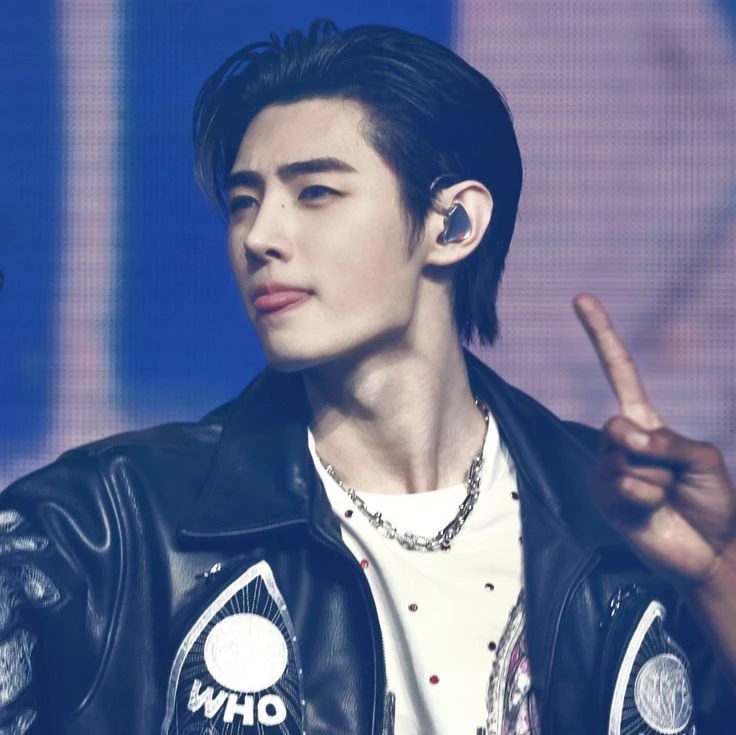 Sunghoon thumbnail