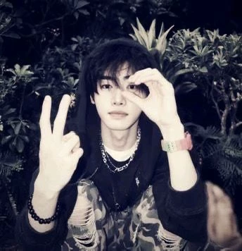 Sunghoon (MLM/BL) thumbnail