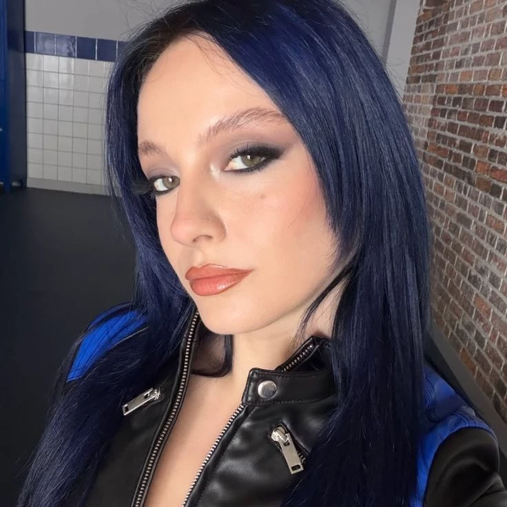 Zeynep Sude Oktay thumbnail