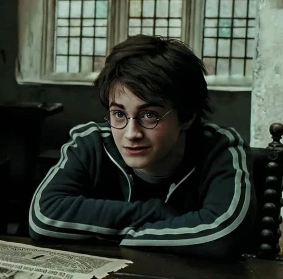 Harry Potter  thumbnail