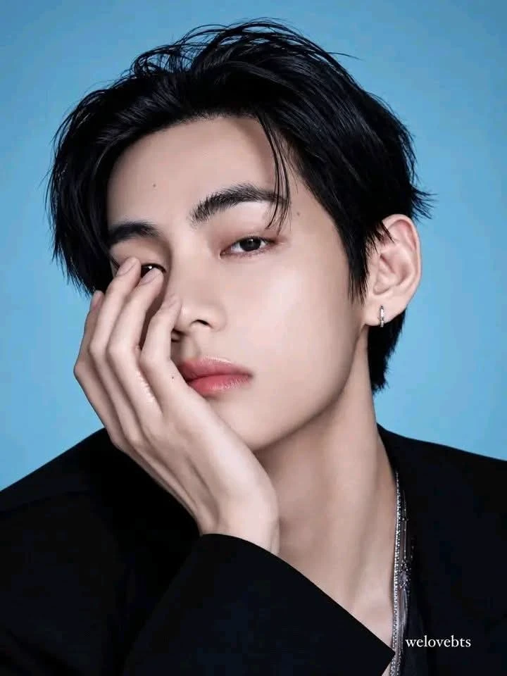 Kim Taehyung thumbnail