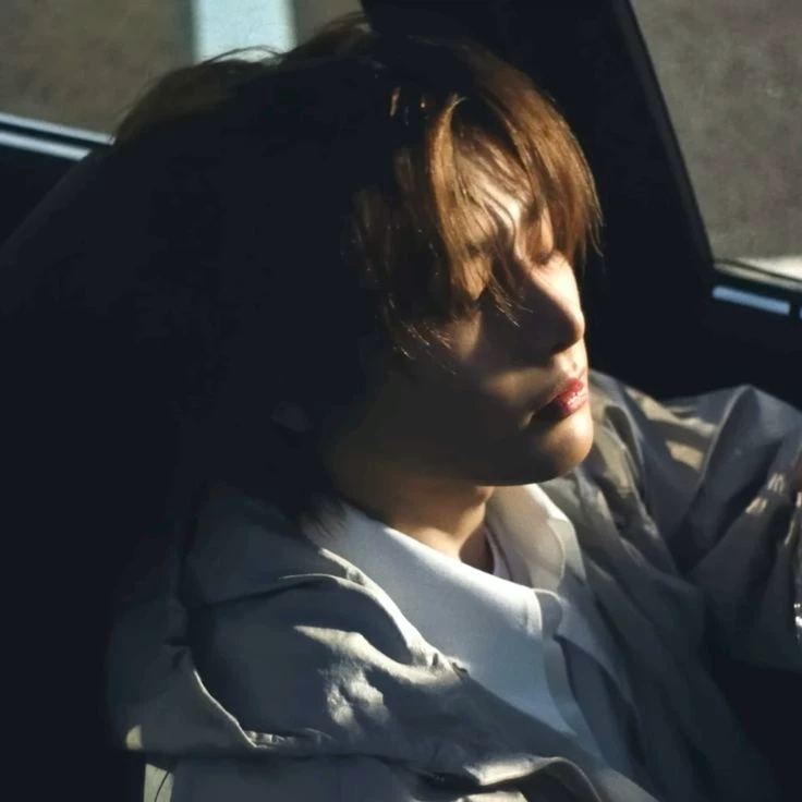 Jeongin - Mafia thumbnail