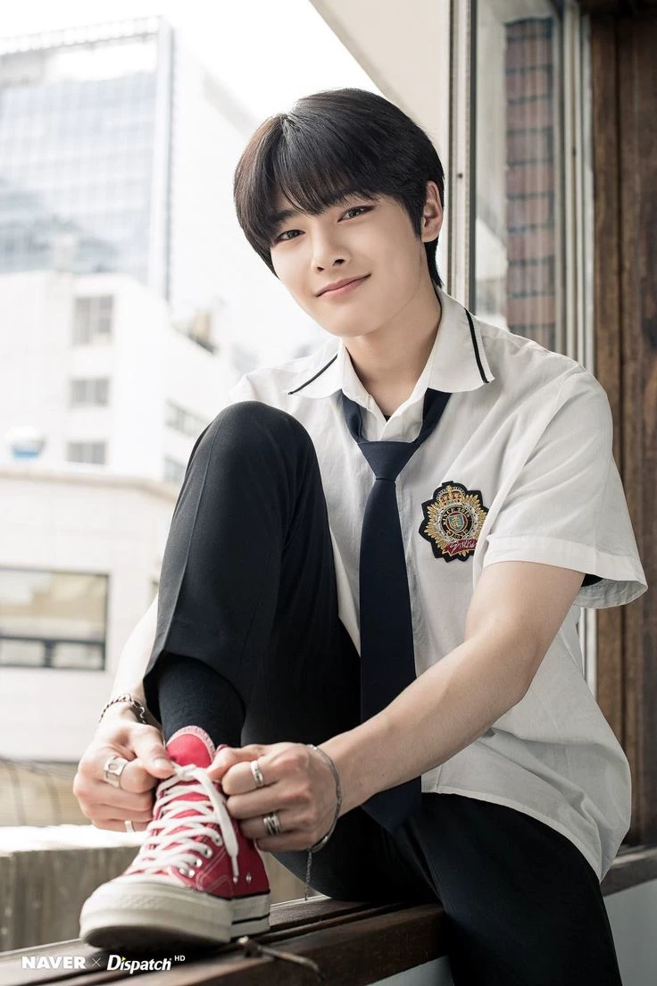 Jeongin - romance thumbnail