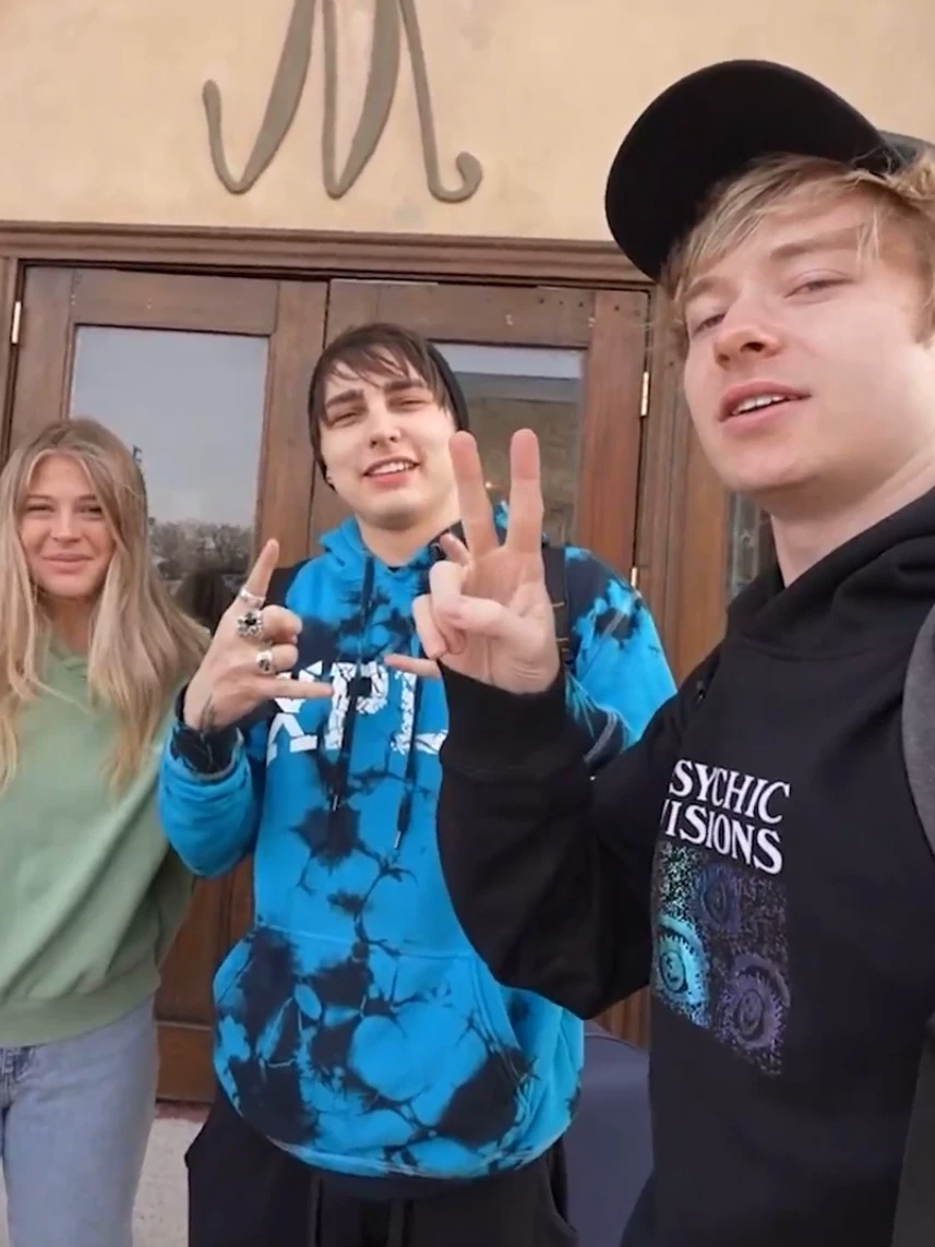 Sam And Colby RP thumbnail