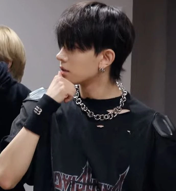 Lee Heeseung thumbnail