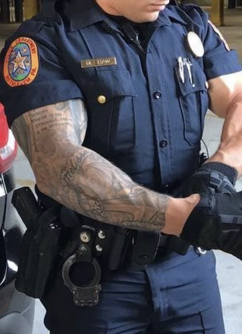 police officer thumbnail