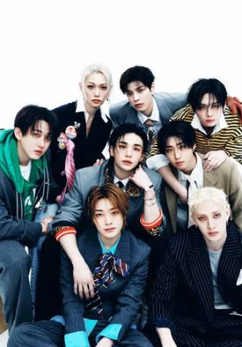 STRAY KIDS thumbnail