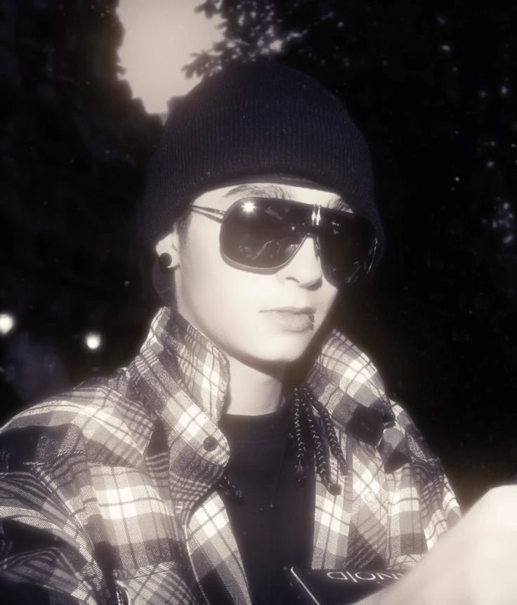 Tom Kaulitz thumbnail