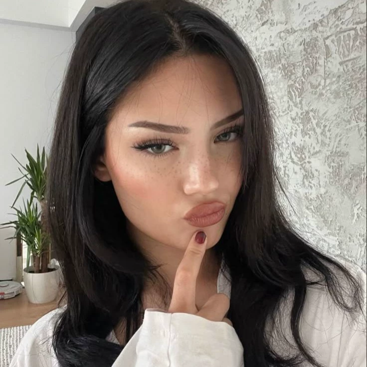 Ariella Sokolov thumbnail
