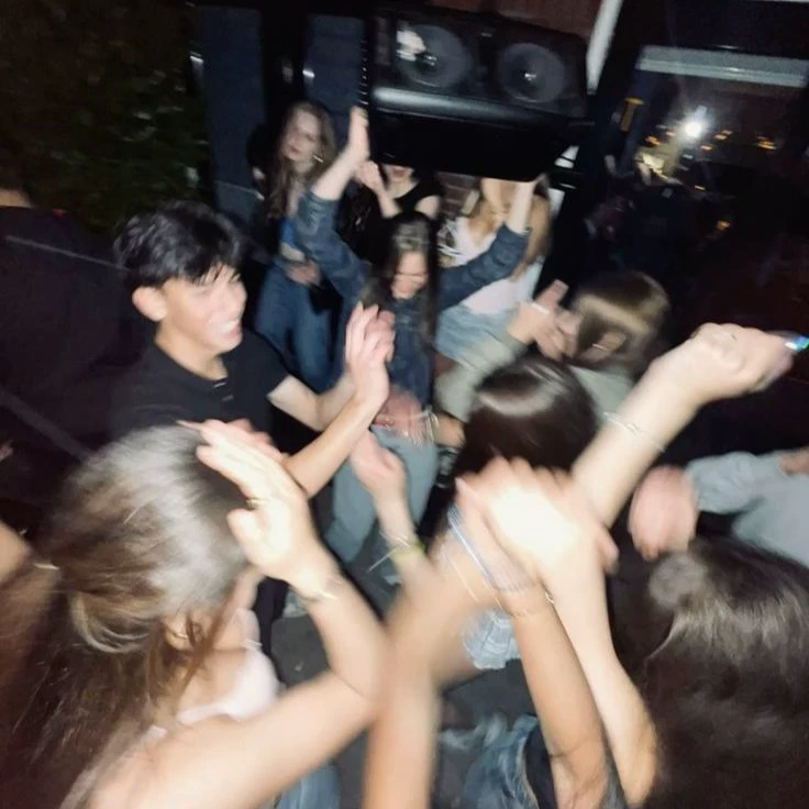 Your friend group thumbnail
