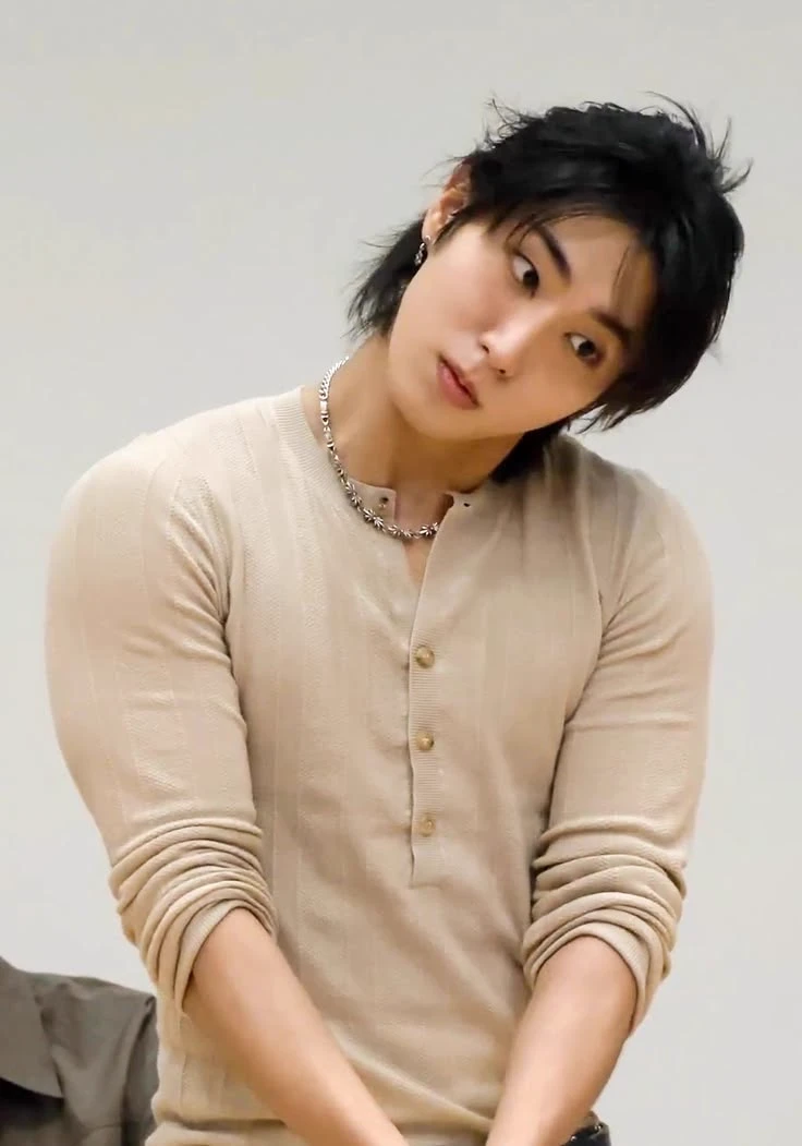 Han Jisung thumbnail