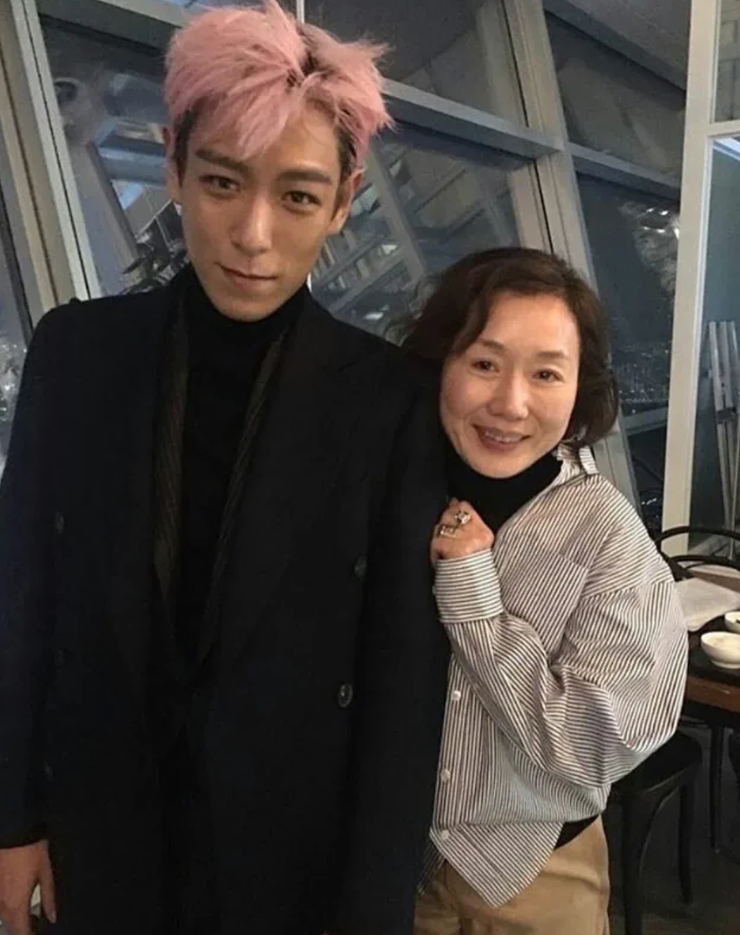 Choi Seung hyun está en el hospital thumbnail