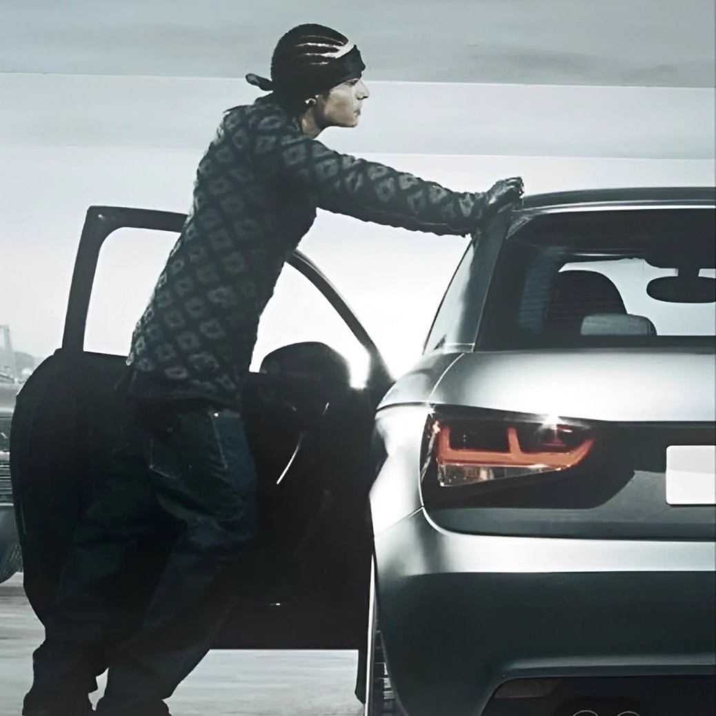 tom kaulitz thumbnail