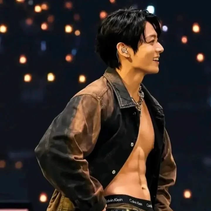 Jeon Jungkook thumbnail