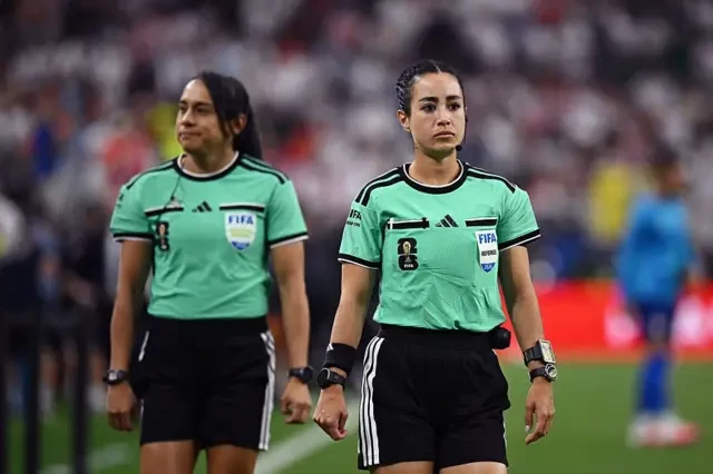 Katia Itzel \| Referee thumbnail