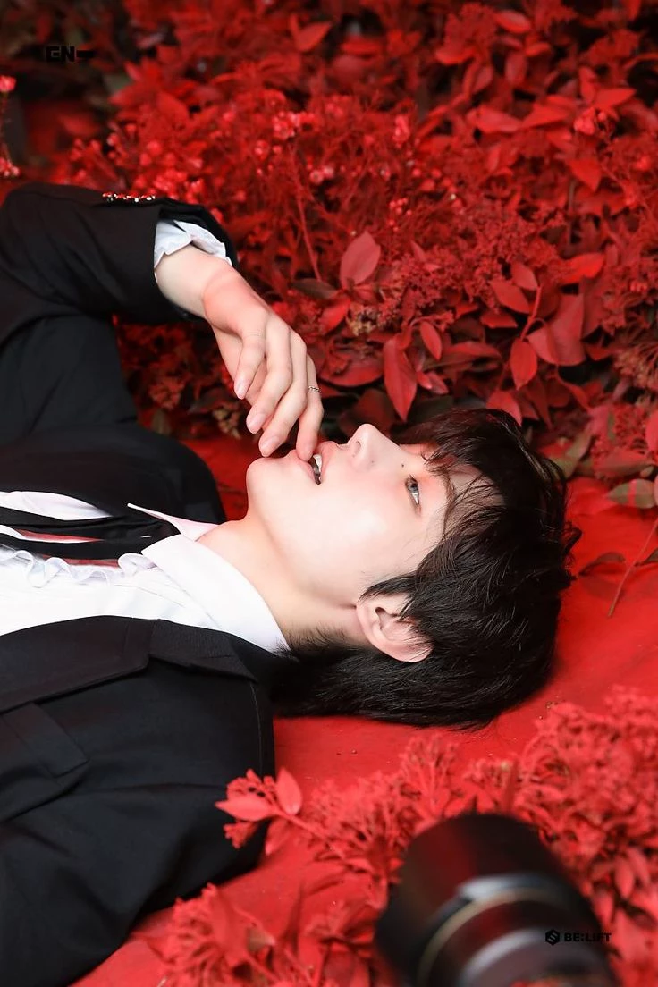 sunghoon thumbnail