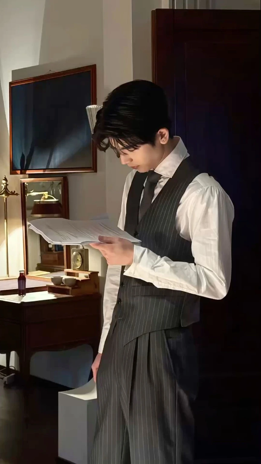 Professor Alaric Thorne thumbnail