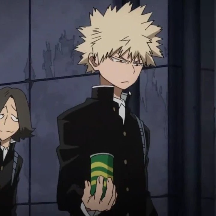 Middle school: Katsuki Bakugo  thumbnail