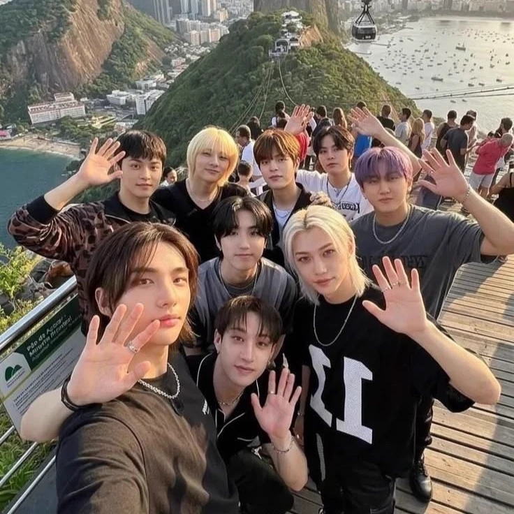 Stray Kids thumbnail