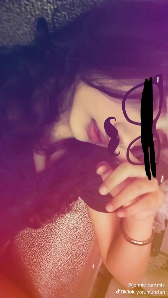 wealthy family thumbnail