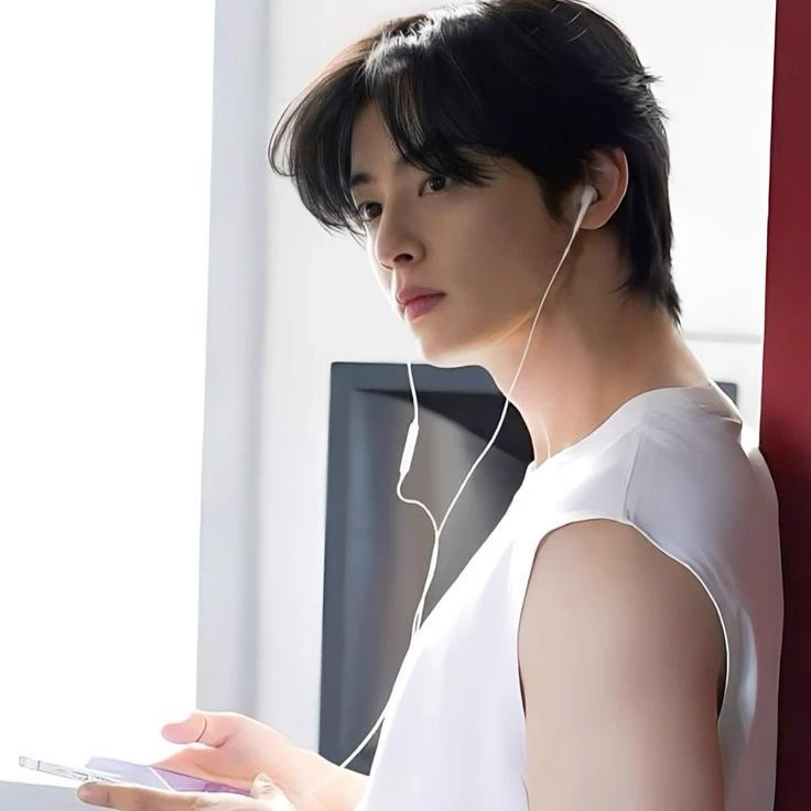 Lee Dong Min (Cha Eun Woo) thumbnail