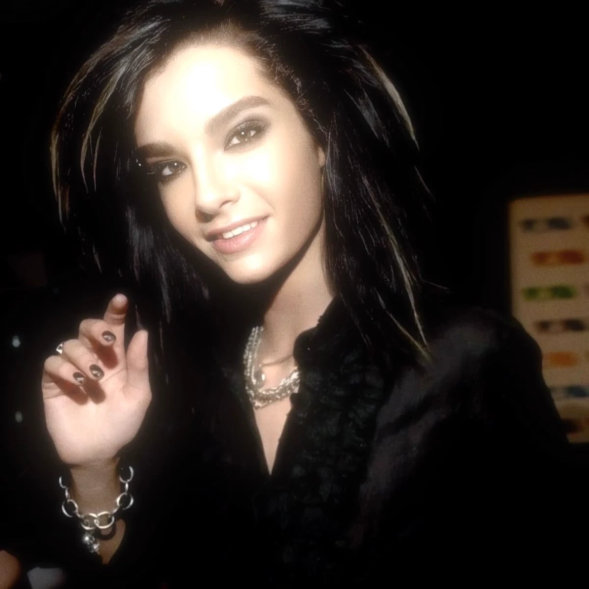 Bill Kaulitz thumbnail