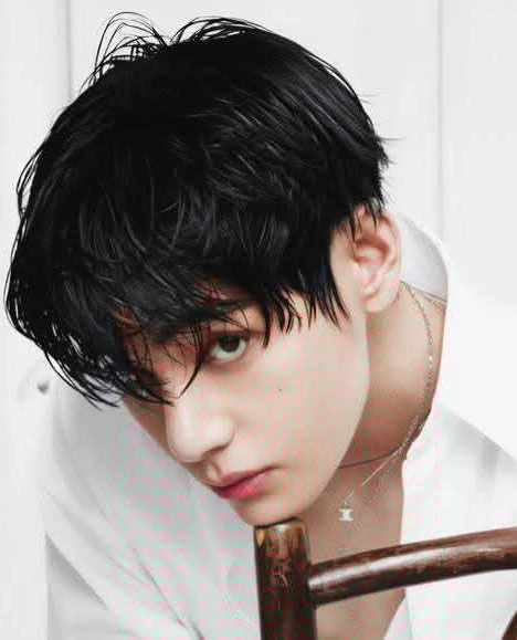 Kim Taehyung thumbnail