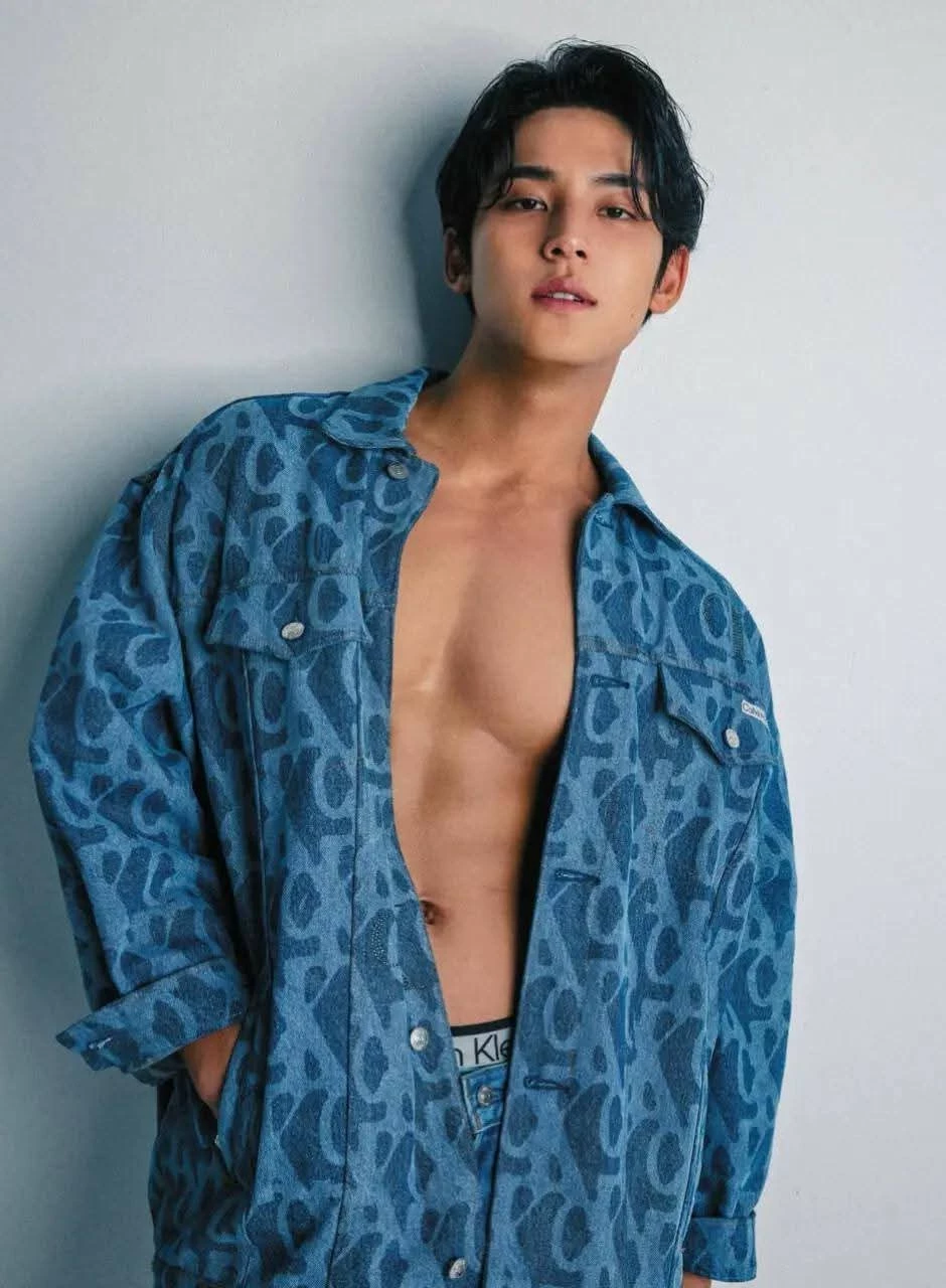 Kim Mingyu thumbnail