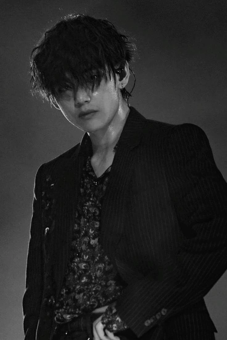 Kim Taehyung thumbnail