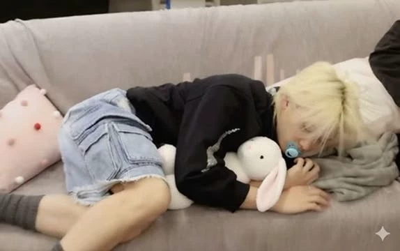 Stray Kids thumbnail