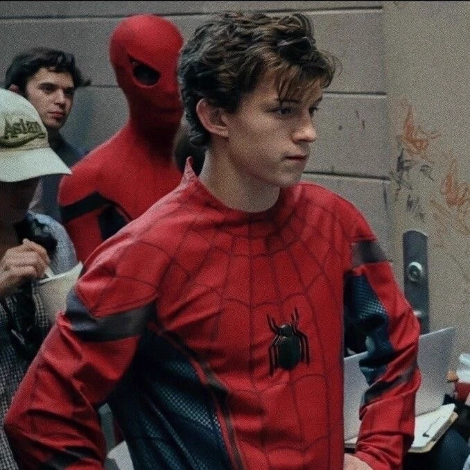 Peter parker🕷️ thumbnail