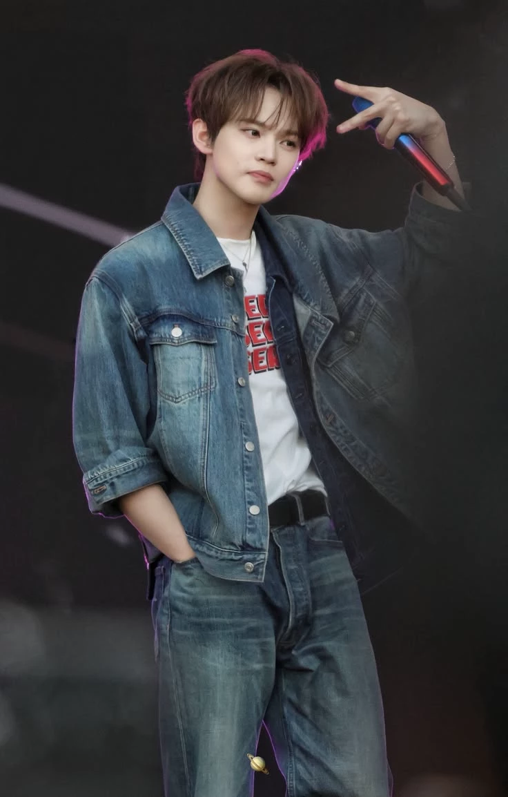Zhong Chenle thumbnail