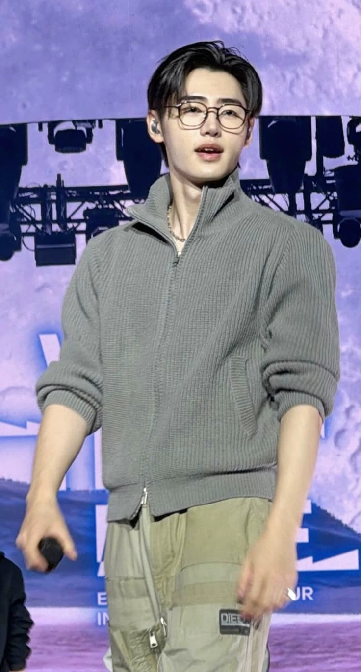 Park Sunghoon thumbnail