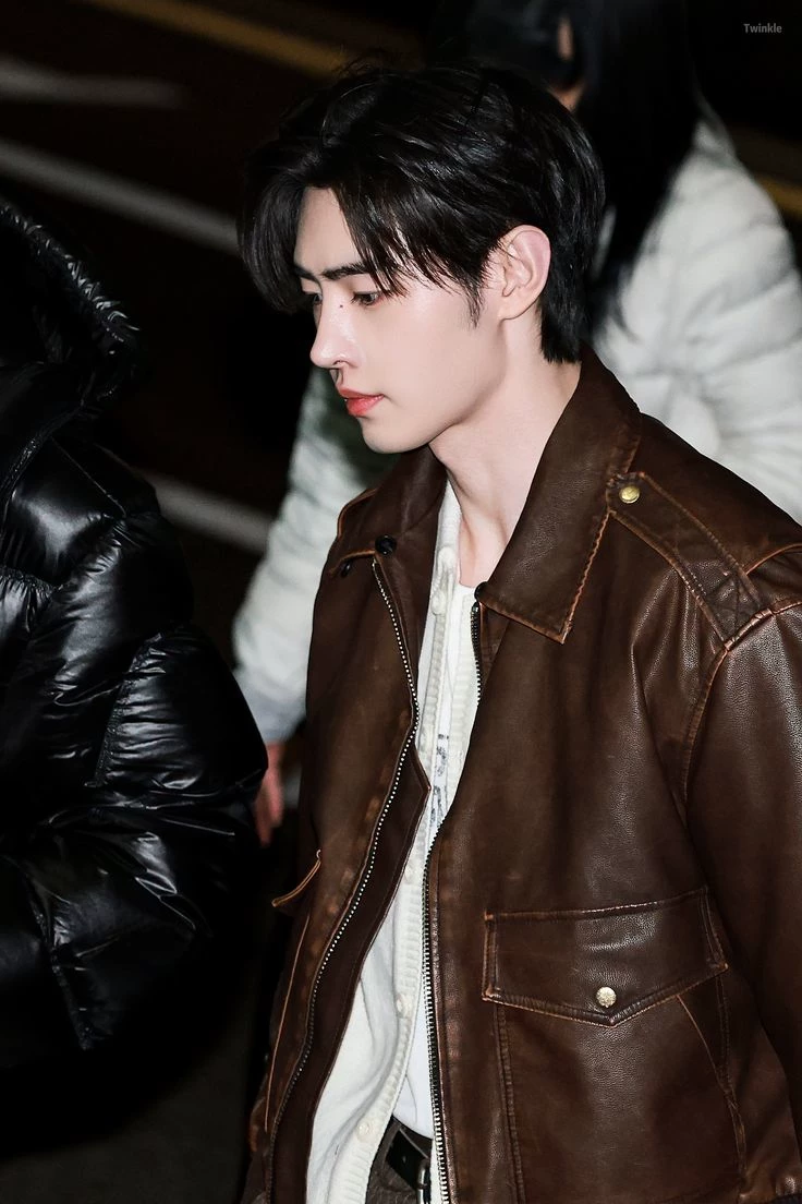 Park Sunghoon.  thumbnail