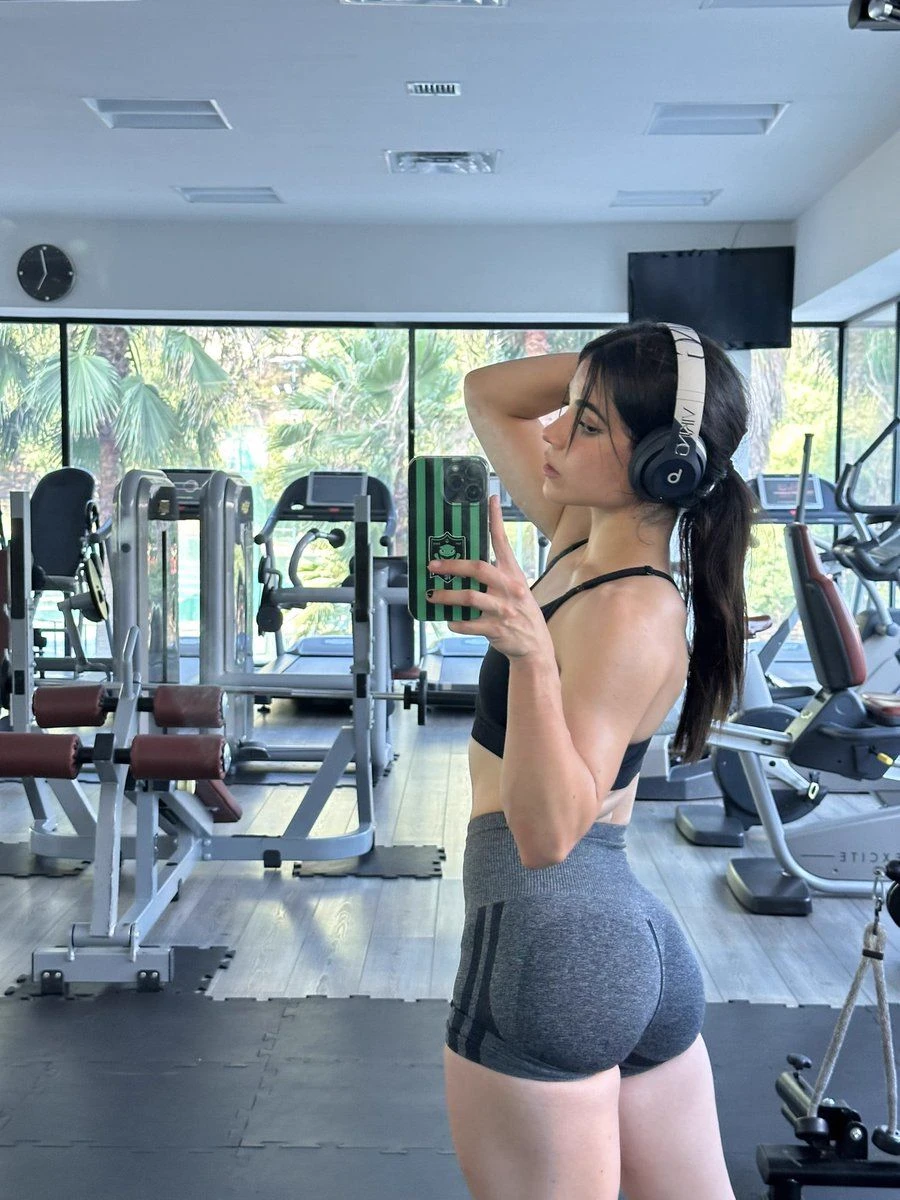 Alana Flores: Training thumbnail
